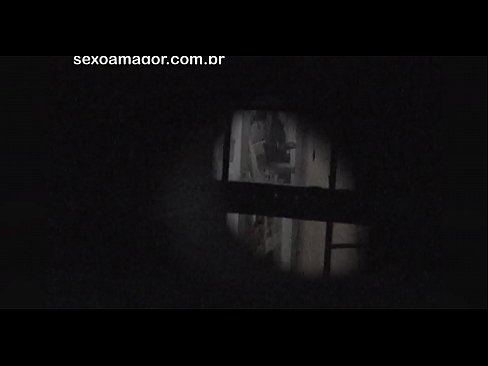 ❤️ Blondie ichi bo'sh g'ishtlar orqasida yashiringan qo'shni voyeur tomonidan yashirincha videoga tushadi ️❌ Super seks bizda uz.taxiporec.top ﹏